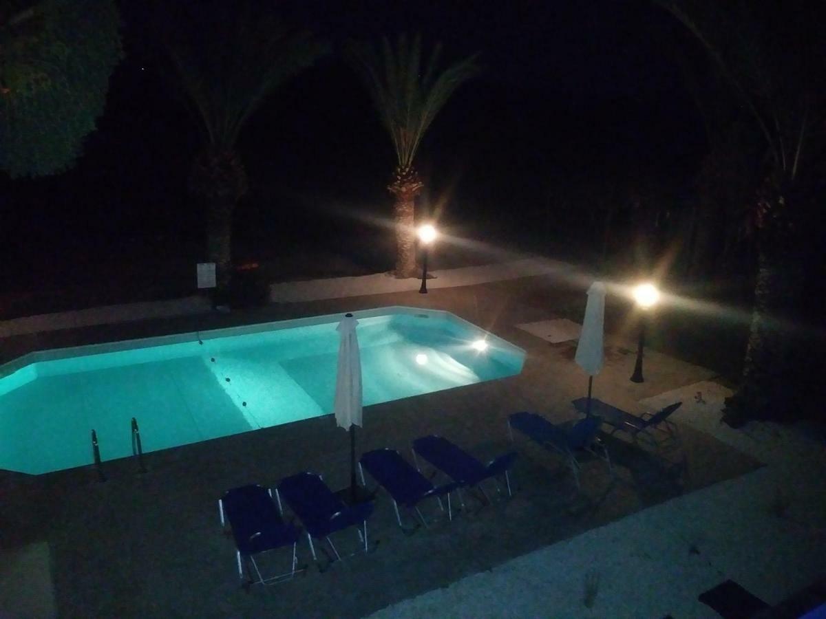 Argaka Palm Tree Apts מראה חיצוני תמונה